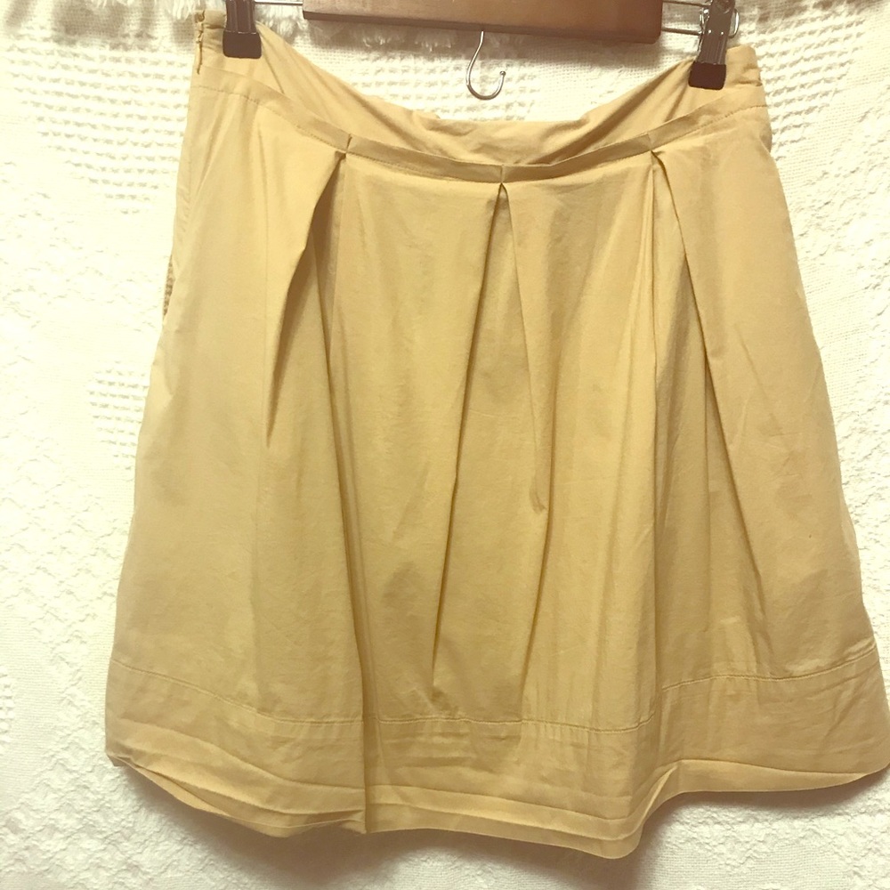 ⭐️4/$25 To The Max Pleated Khaki Skirt